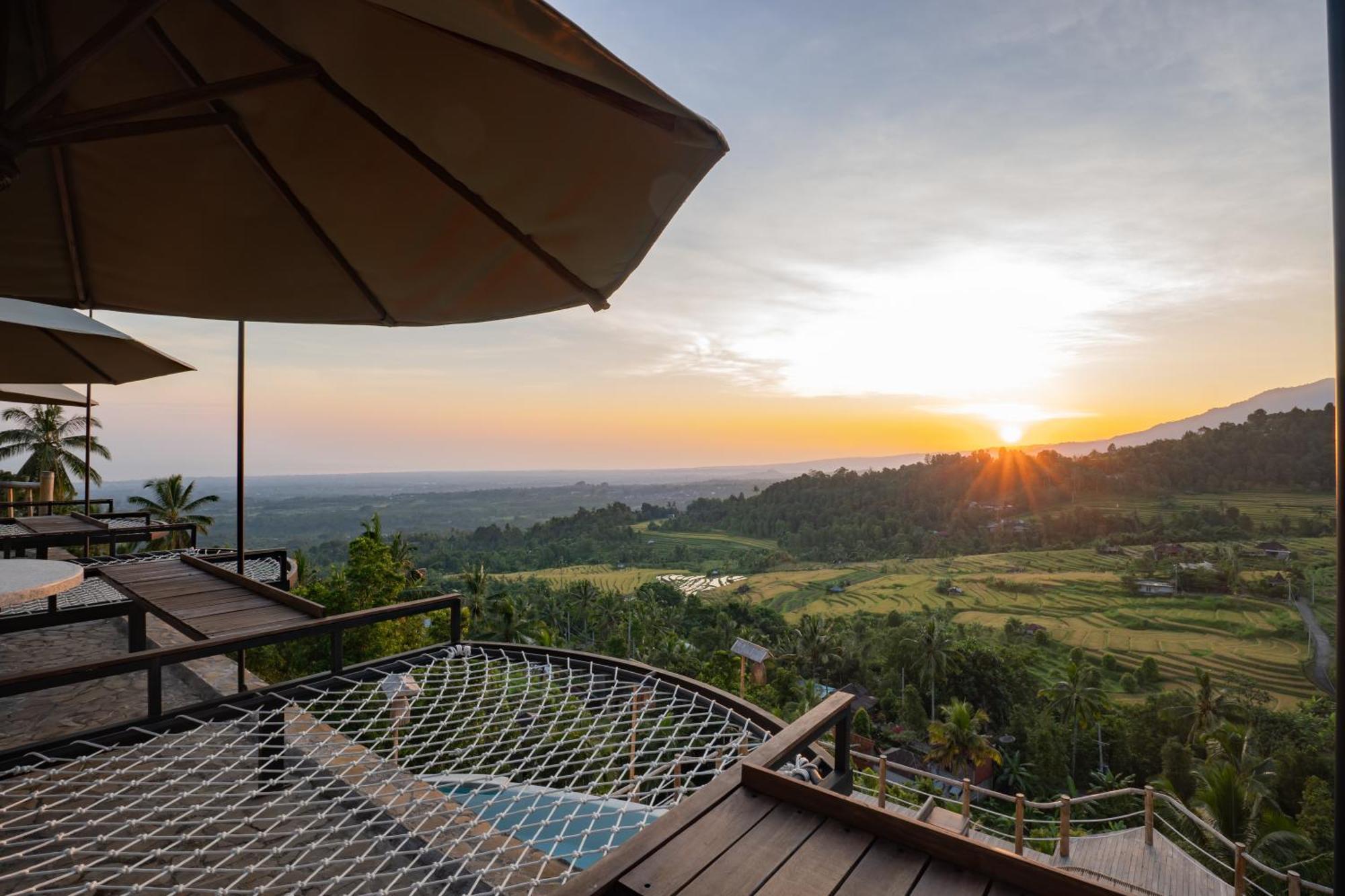 Maha Hills Resort By Mahaprana Experience Ловина Экстерьер фото