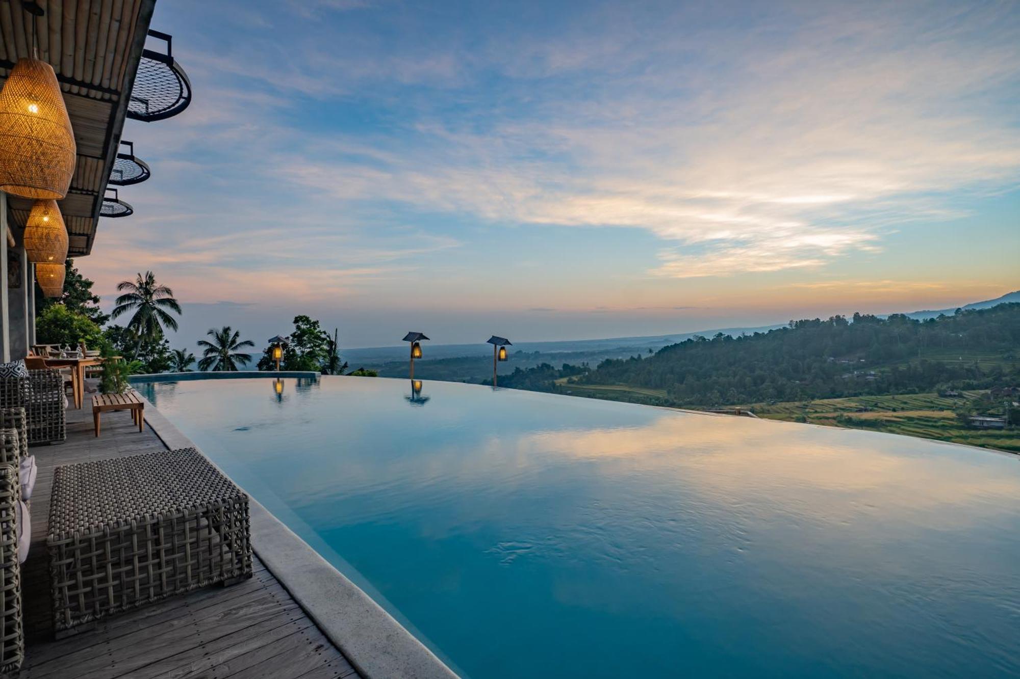 Maha Hills Resort By Mahaprana Experience Ловина Экстерьер фото